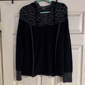 Eddie Bauer Black and Gray mt Shasta Celtic Cable Yoke. Sweater